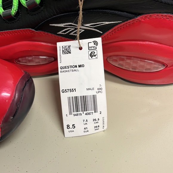 Reebok Question Mid size 8.5 red and black - Picture 7 of 7
